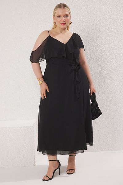 Trendyol Curve Black Chiffon Ruffle Midi Woven Plus Size Dress Tbbss25Ah00162