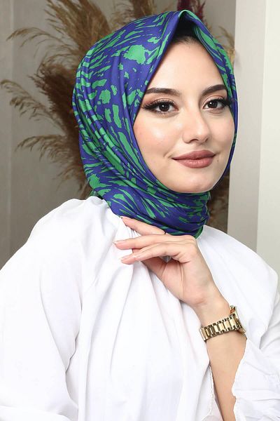 AFVENTE Green Soft Cotton Wavy Patterned Scarf