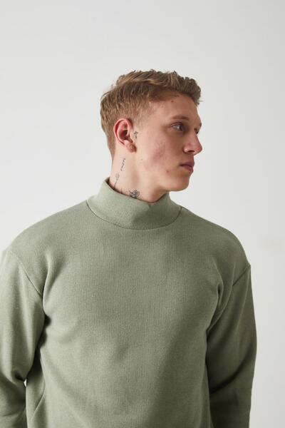 Rocqerx R-5849 Казенок з коміром, прямий крій, трикотаж