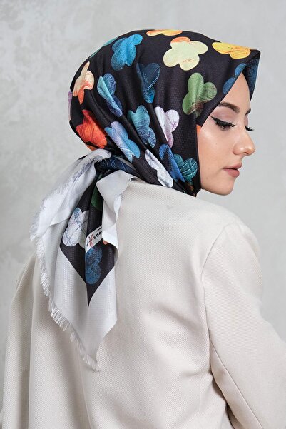 AFVENTE Cotton Clover Patterned Scarf