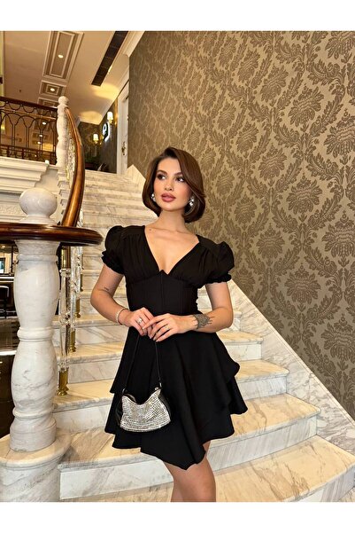 Stil Sepeti Kadın Siyah Premium Balon Kol Asimetrik Volanlı Korseli Mini Elbise ELY-10001661