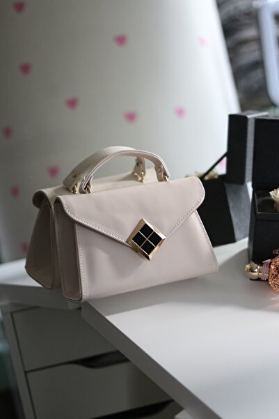 Moom Bag Women's Cream Matte Texture Square Handbag with Gold Accessory Detail