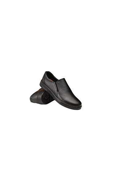 Handmade Casual shoes made of Genuine Leather with a Soft and Comfortable Rubber Sole