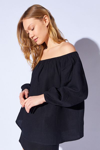 Manche Black Boat Neck Shoulder and Sleeve Elastic Long Sleeve Muslin Washed Blouse |   Mks 179921 -01