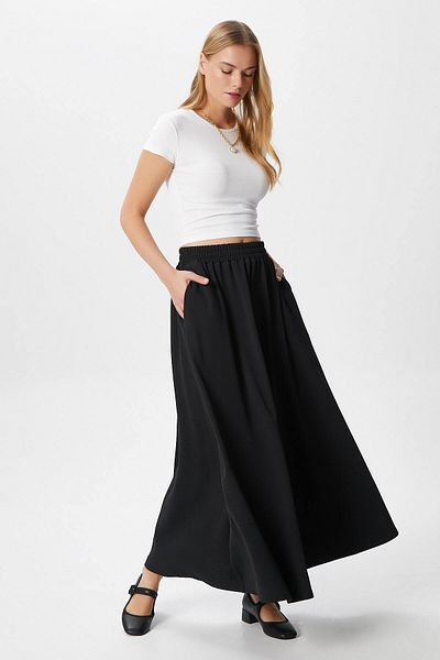 Ritnice Women's Luna Elastic Waist Pocket Black Long Maxi Skirt