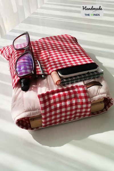 THE WINDS Book Case with Pockets, Book Bag Organizer Gift Gingham Multi-Purpose Bookshelf Handmade