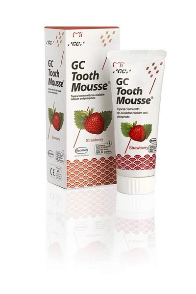 GC موس الأسنان (الفراولة) (40 جرام / 35 مل)