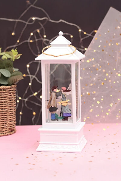 TrendHediye Kış Masalı Büyük Boy Püskürtmeli Şamdan Model Kar Küresi- Müzikli, Işıklı, Pilli Dekoratif Lamba