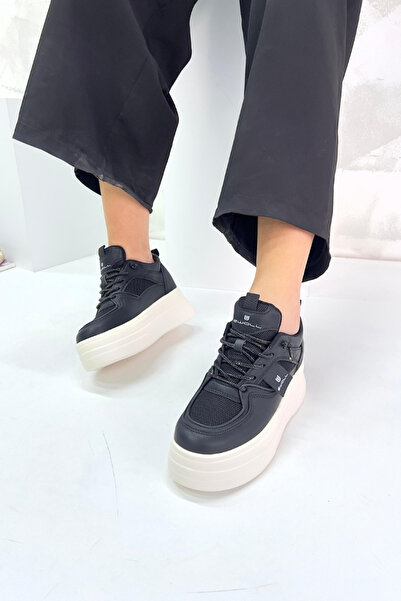 inizio Чорні жіночі кросівки на підборах WE1009