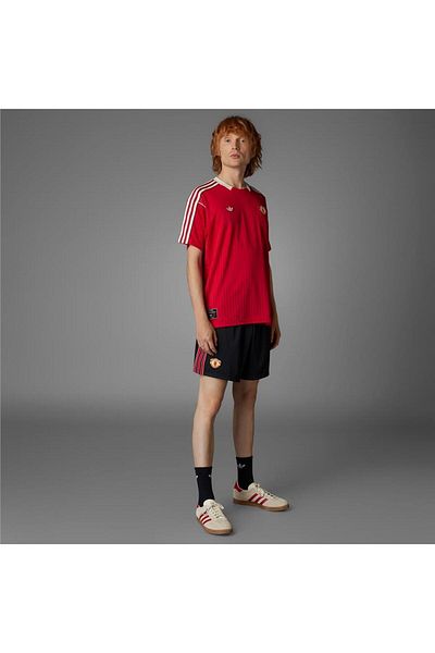 adidas Men's Black Shorts (1/2) Mufc Icon Sho Jf0356