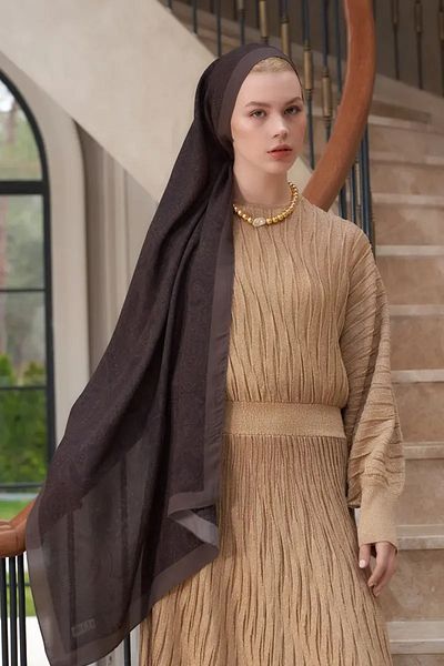 ED Scarf Кафяв шал с шарка Heritage Saye
