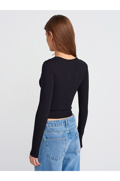 Dilvin 31442 Long Sleeve Snap Button Top-Black