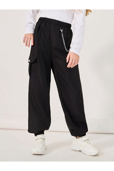 Styli Solid Cargo Pocket Pants with Chain Detail