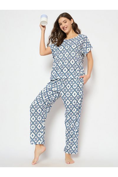 Clovia By Styli Printed Round Neck Top and Pyjama Set