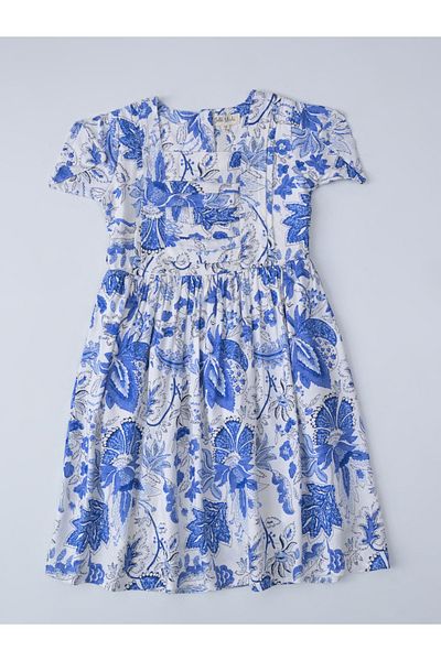 Bella Moda By Styli All-Over Paisley Print Square Neck Dress