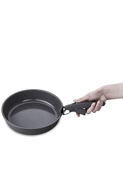 KORKMAZ Gray Nova Pratika 8 Piece Cookware Set A2792-1