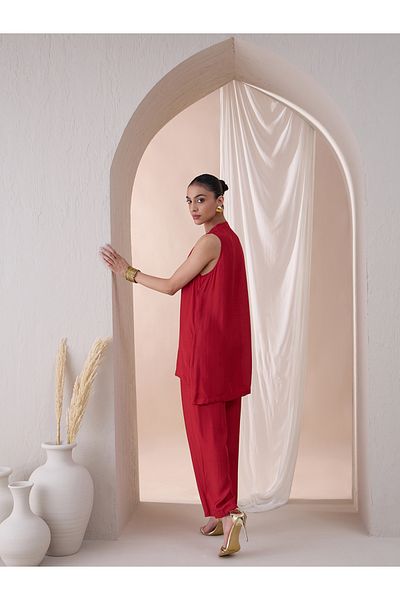 Femmella By Styli Sleeveless Scallop Trim Tunic with Straight Pant Co-Ords