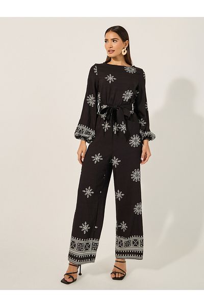 Styli All over printed printed jumpsuit in straight legged fit