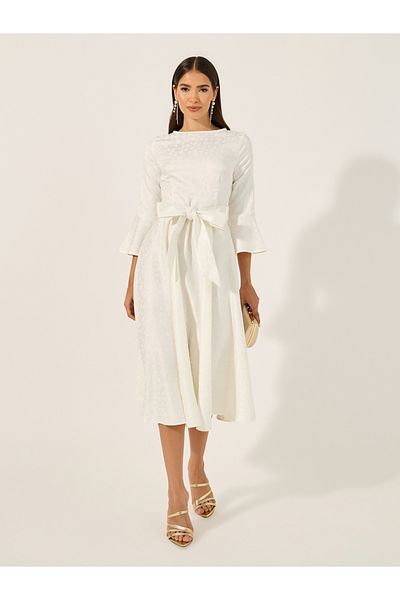 Styli Boat Neck Waist Tie-Up A-Line Midi Dress with 3/4th Sleeves