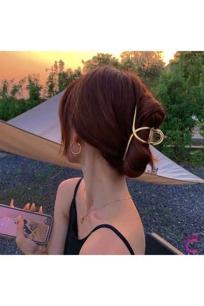 Cinderella Απλό κομψό κλασικό χρυσό μεταλλικό γυναικείο μανταλάκι 11,5 εκ. Δώ...