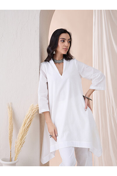 Femmella By Styli Textured Dobby V-Neck Tunic with Straight Pant Co-Ords