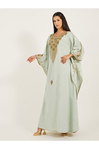 Maxim Creation By Styli جلابية مطرزة بأكمام كيمونو ورقبة دائرية
