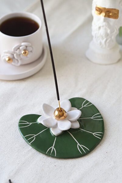 ada mia seramik El Yapımı Seramik Nilüfer Tütsülük 24K Altın Dekorlu