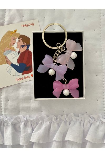 Pinky Lady Pink Bow Keychain