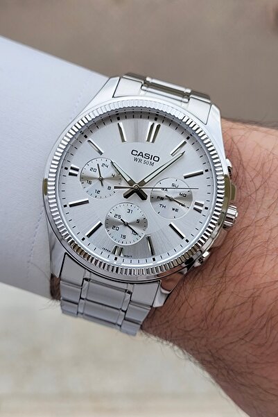 Casio Gümüş Renk Erkek Kol Saati