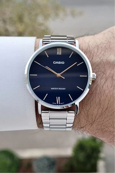 Casio Men's Wristwatch with Navy Blue Dial and Gray Color Guaranteed