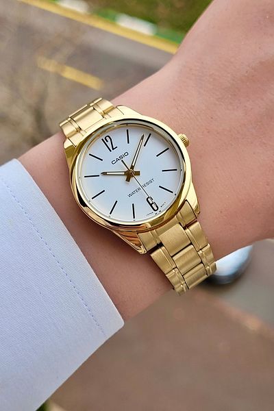 Casio Yellow Color Guaranteed Women's Wristwatch