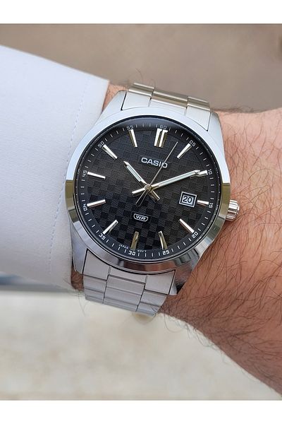 Casio ساعة يد رجالية مضمونة بسوار أسود ولون رمادي