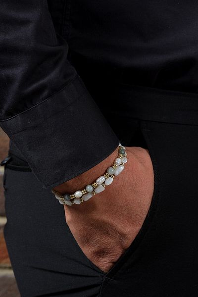 Ssilhoutte Doğaltaş Elegance and Spiritual Balance: Pearl, Labradorite, Hematite & Moonstone Bracelet