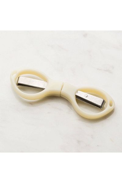 Hangora Cream Color Loren Glasses Scissors