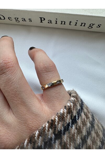 ringbox Üçgen Motifli Çift Renkli Serçe Parmak Yüzüğü