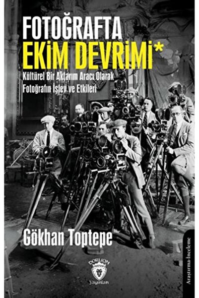 TREND The October Revolution in Photography