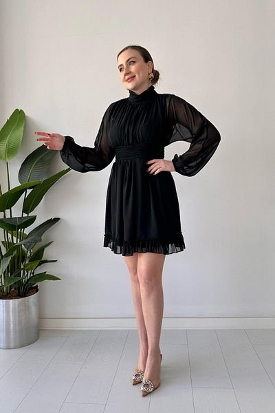 MaziButik Rochie din șifon cu volane negru