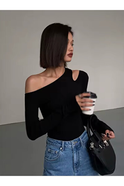 DarkellaStore Bluză crop cu decolteu pe umăr și cu deschidere pe umăr