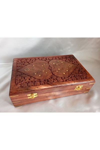 Sarisa İçi Kadife Döşemeli Ahşap Sandığı 30 x 19.5 x 8.5 cm