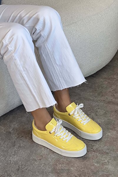 NİŞANTAŞI SHOES Rowan Yellow Patent Leather Thick Sole Women's Lace-Up Sports Shoes