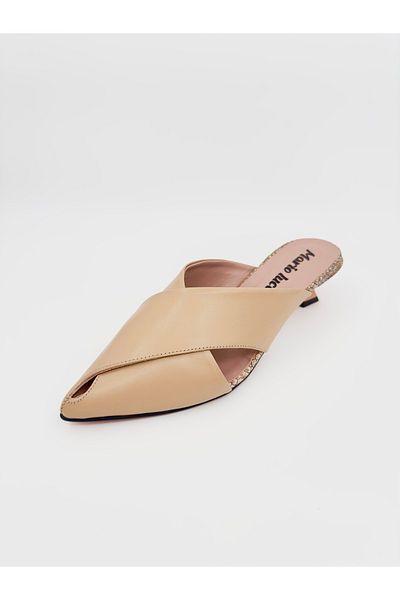 Mariolucci Beige Leather Women's Heeled Slippers