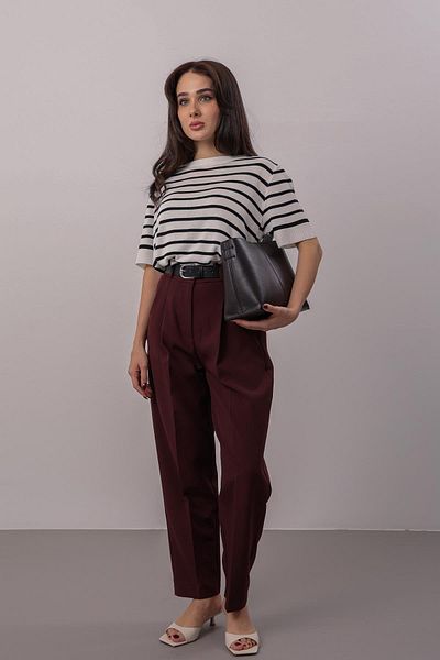 FACETTE Burgundy Carrot Cut High Waist Pants
