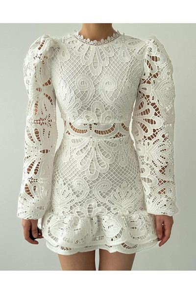leyla sanat sanata yeni bir bakış açısı Leyla Sanat a New Perspective on Art Tase Lace Dress