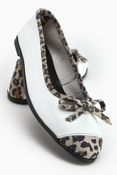 Limoya Balerini de damă Alfreda White Leopard din piele naturală cu fundă