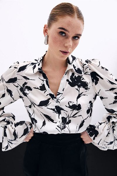 Sateen قميص بأكمام مفصلة - إكرو