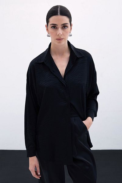 Sateen Zebra Print Loose Shirt - Black