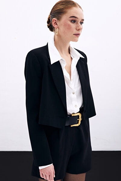 Sateen Чорний короткий креп-піджак