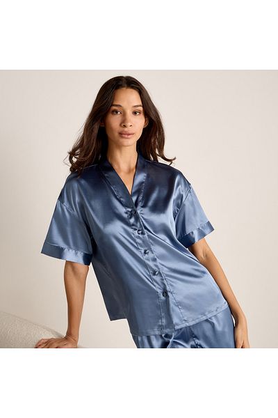FAV V-neck Top with Short Sleeves and Elasticated Pyjama Set