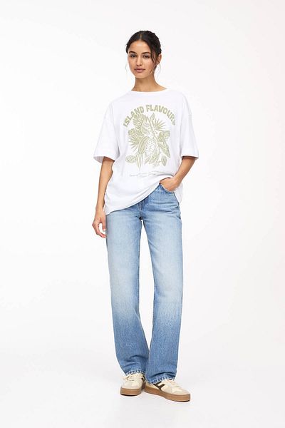 Pull & Bear Oversize white T-shirt with graphic