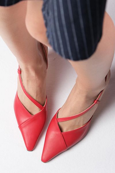 Mio Gusto Dia Red Color Women's Heeled Shoes